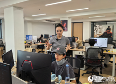 “市良多AI公司只参取两头制做环节
